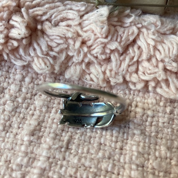 Sterling Silver 925 Feather Wrap Around Ring with Knot at End - Picture 3 of 3